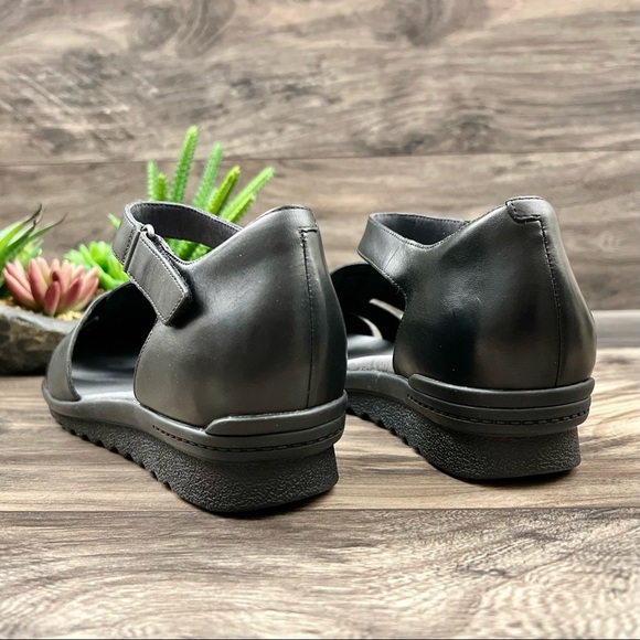 NIB Aravon Josie Two Piece Mary Jane Fishman Sandal Closed Toe Black - Picture 8 of 12